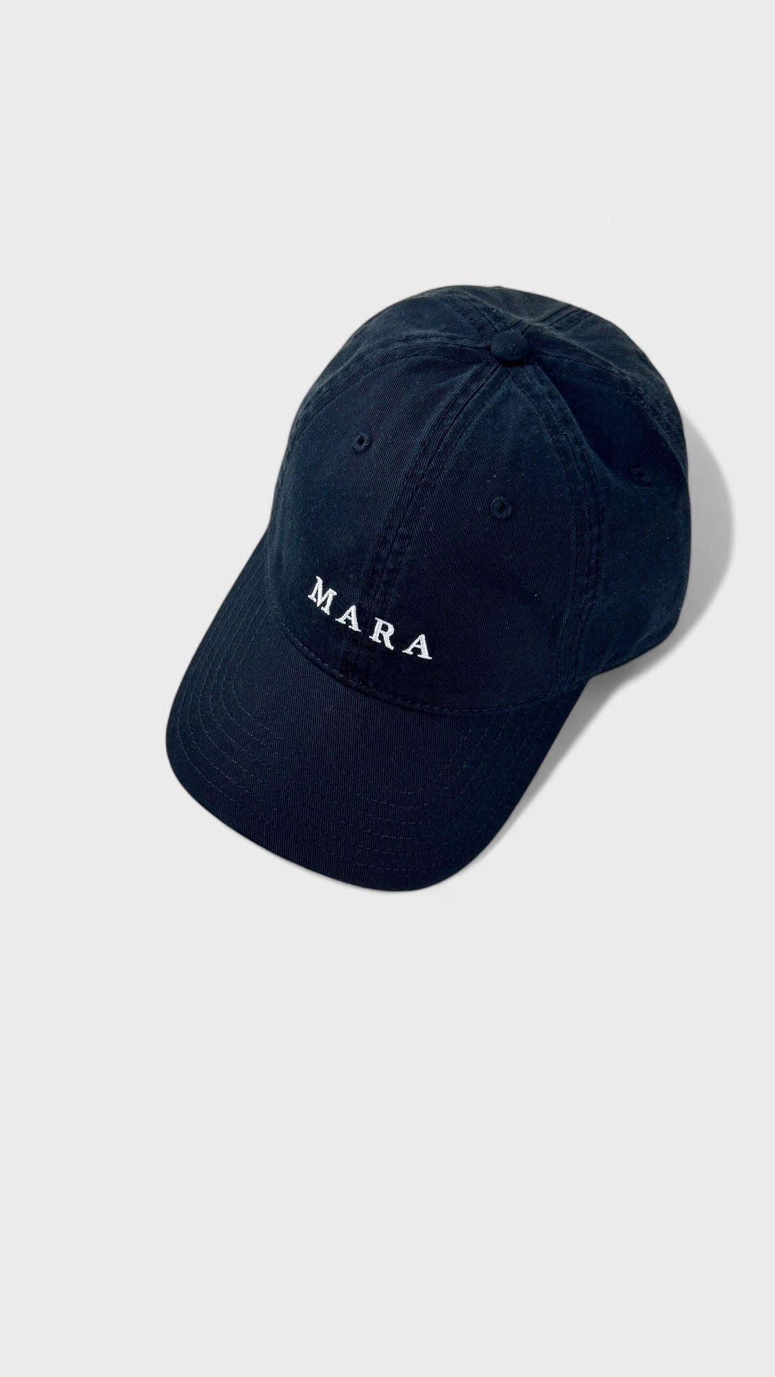 BLACK CAP