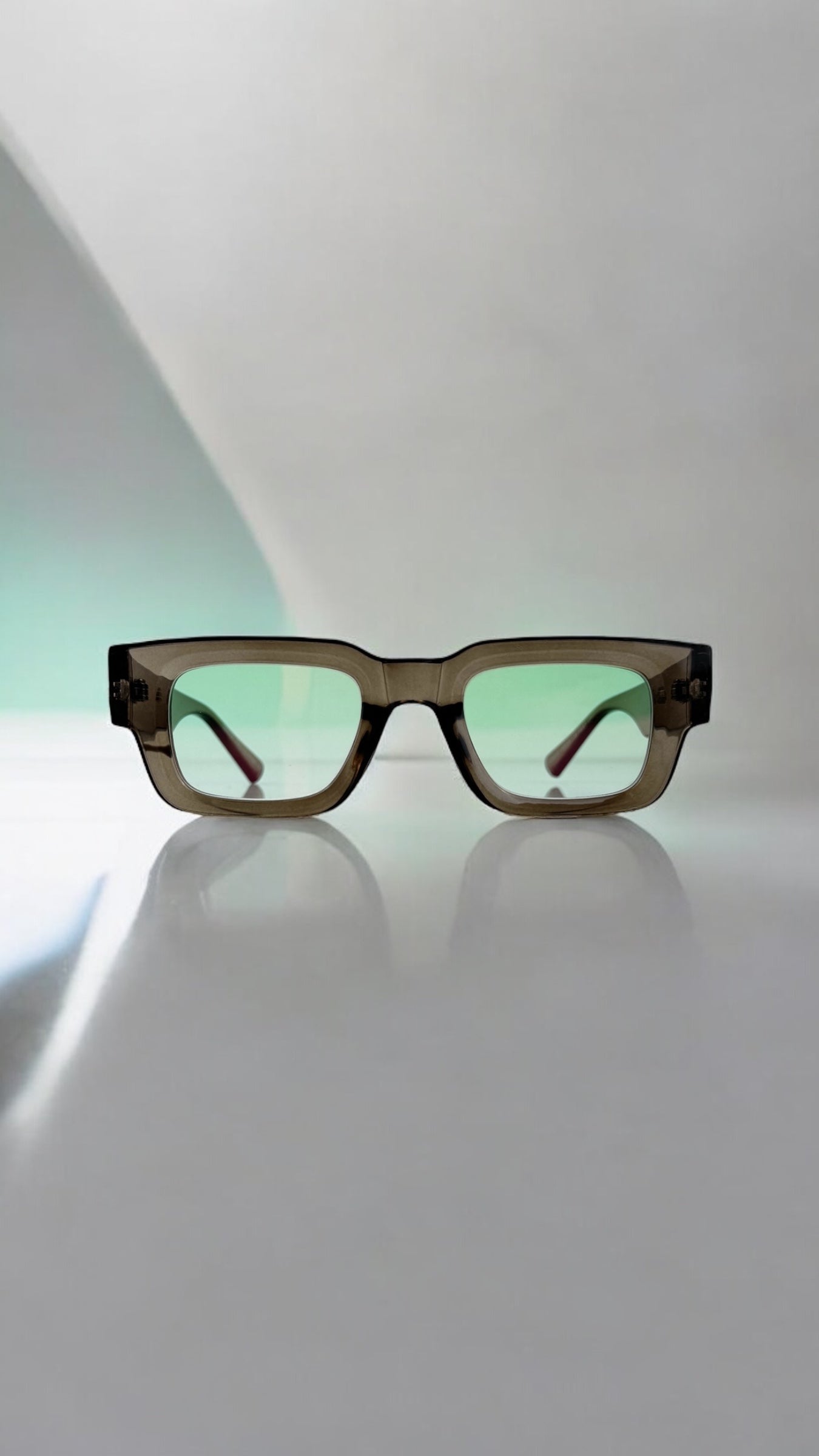 CRYSTAL GREEN