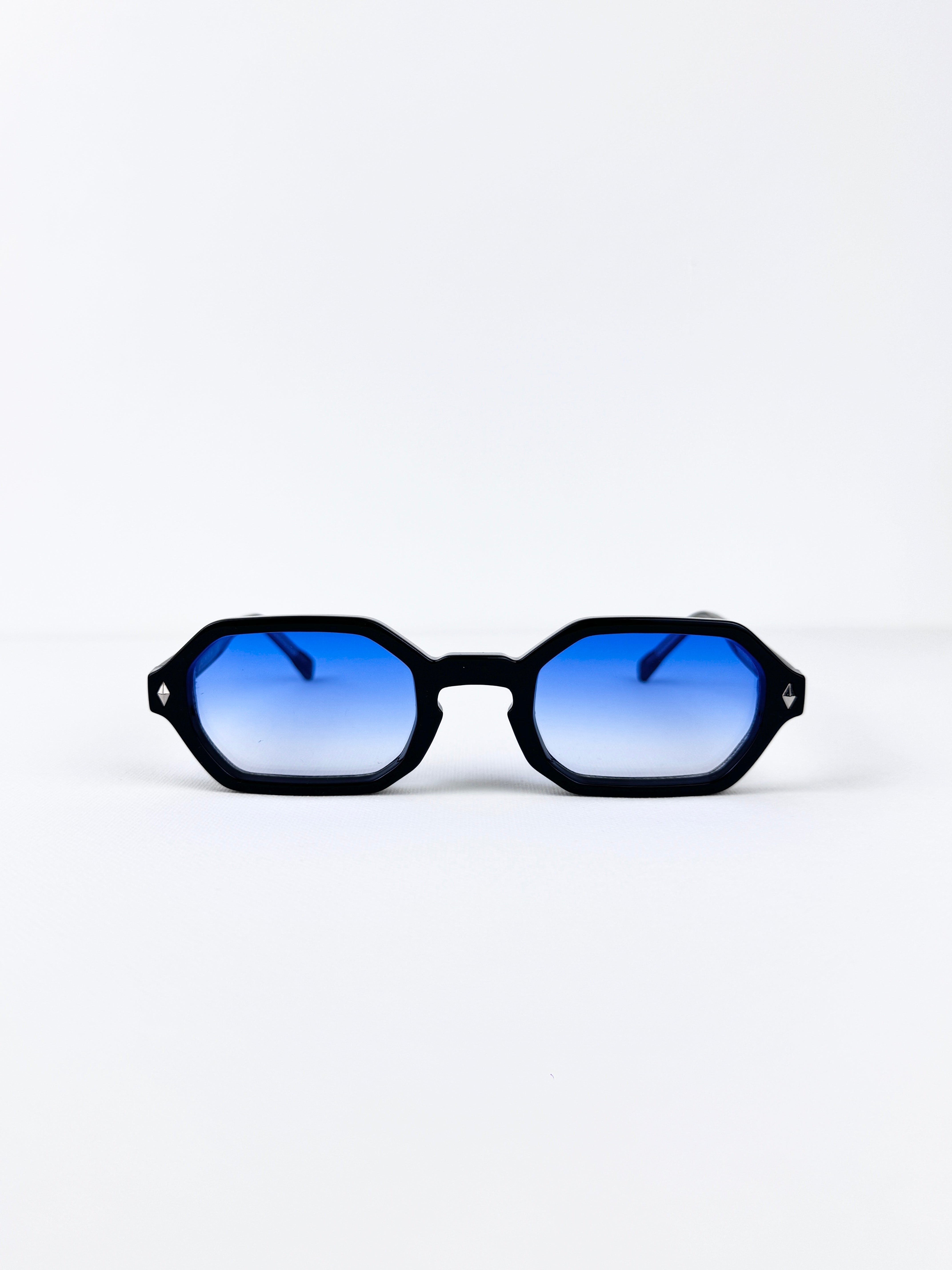 PVRIS BLUE