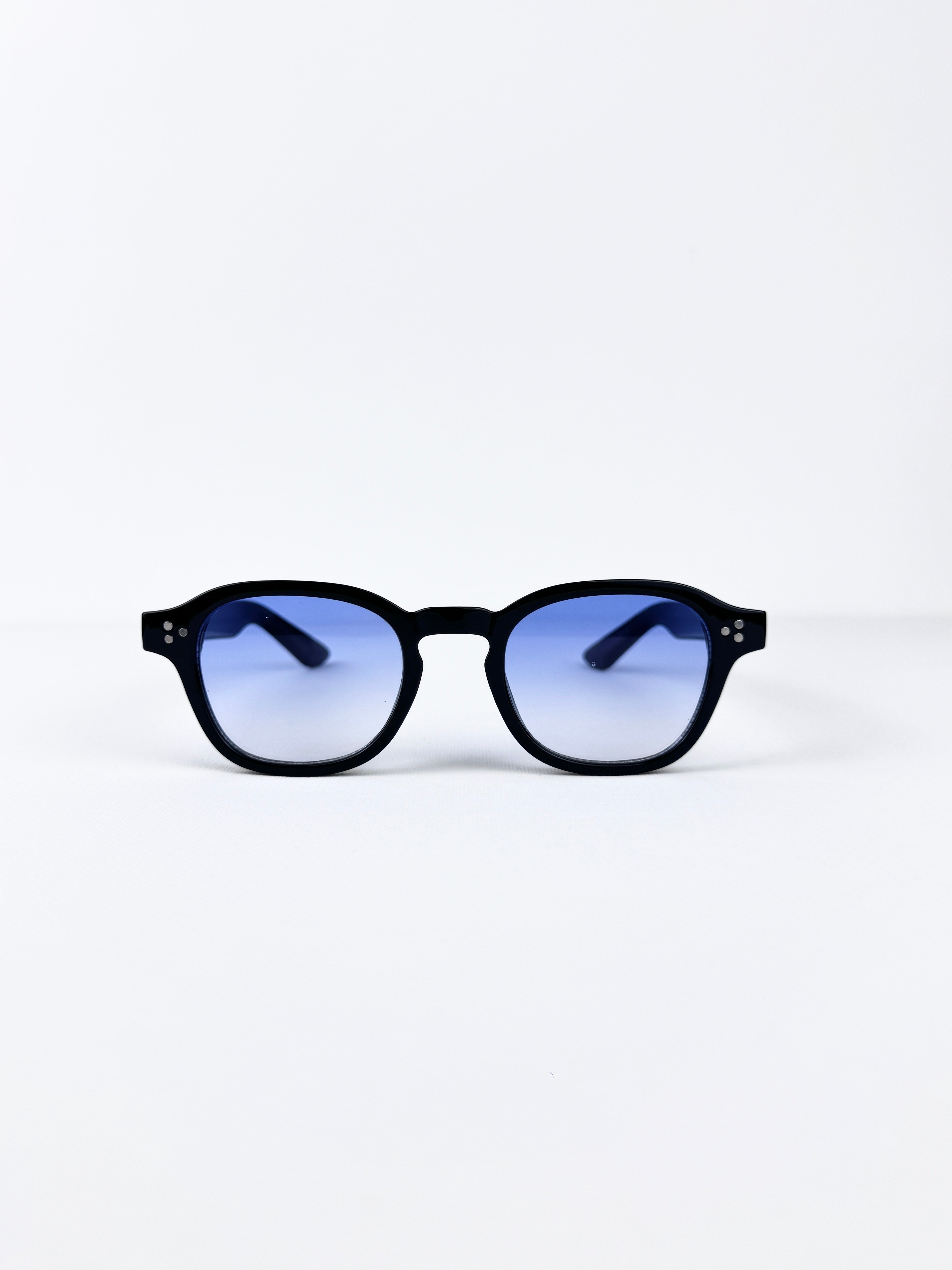 MANHATTAN BLUE